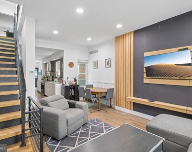 2540 W Montgomery Avenue - Photo Thumbnail 5
