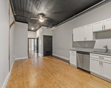 202 S Main Street - Photo Thumbnail 2