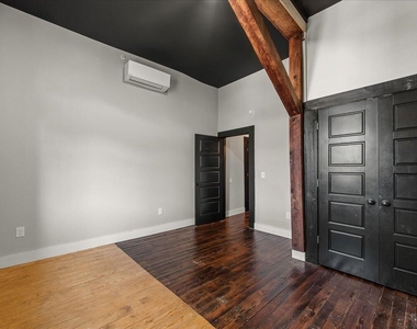 202 S Main Street - Photo Thumbnail 7