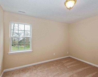2101 Great Bend Drive - Photo Thumbnail 18