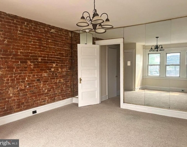 303 E Vernon Road - Photo Thumbnail 14