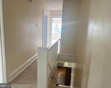 303 E Vernon Road - Photo Thumbnail 11