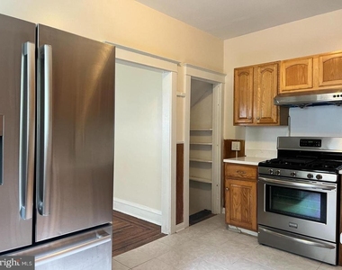 303 E Vernon Road - Photo Thumbnail 9