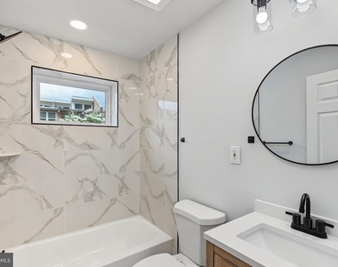 1242 N 15th Street - Photo Thumbnail 15
