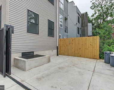 1242 N 15th Street - Photo Thumbnail 33