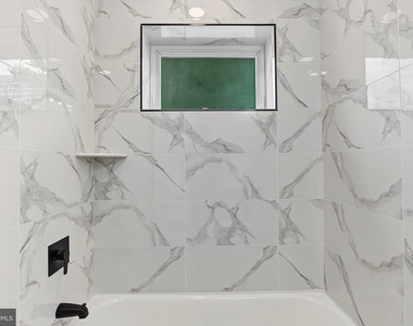 1242 N 15th Street - Photo Thumbnail 16