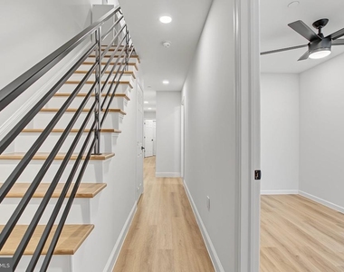 1242 N 15th Street - Photo Thumbnail 17