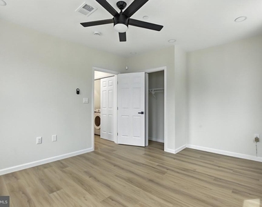 1242 N 15th Street - Photo Thumbnail 13