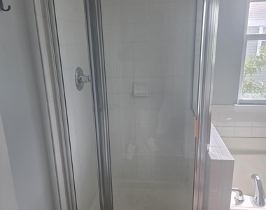 10711 Coppergate Drive - Photo Thumbnail 5
