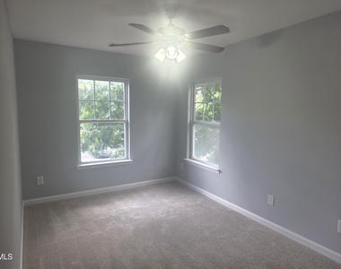 10711 Coppergate Drive - Photo Thumbnail 8