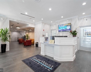 2101 Chestnut Street - Photo Thumbnail 16