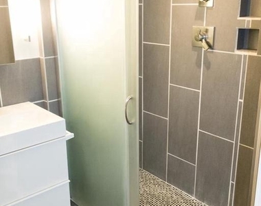 153 Richmond Street - Photo Thumbnail 13
