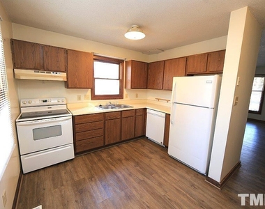 615 W Main Street - Photo Thumbnail 5