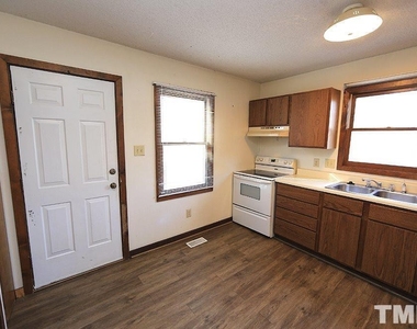 615 W Main Street - Photo Thumbnail 6