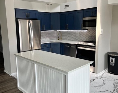 9560 James Street - Photo Thumbnail 14