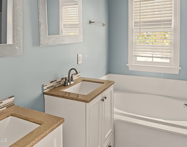 3108 Summer Oaks Drive - Photo Thumbnail 19