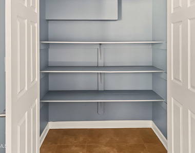 3108 Summer Oaks Drive - Photo Thumbnail 10