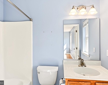 808 Yorkview Drive - Photo Thumbnail 19