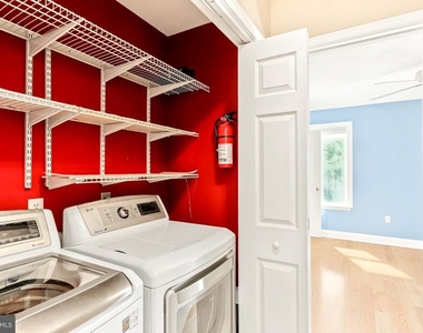 808 Yorkview Drive - Photo Thumbnail 20