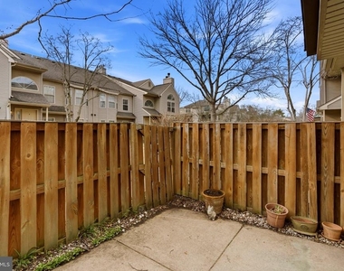 3403 Waltham Court - Photo Thumbnail 17