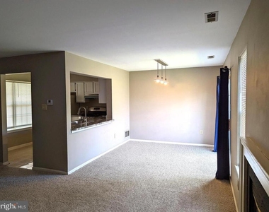 215 Sequoia Drive - Photo Thumbnail 2