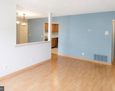2210 Sayre Drive - Photo Thumbnail 1