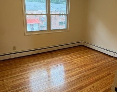 1415 Edgewood Avenue - Photo Thumbnail 6