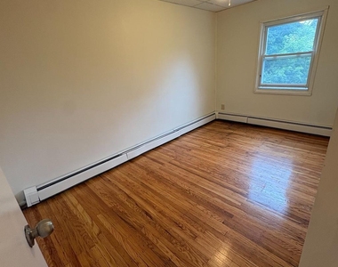 1415 Edgewood Avenue - Photo Thumbnail 8