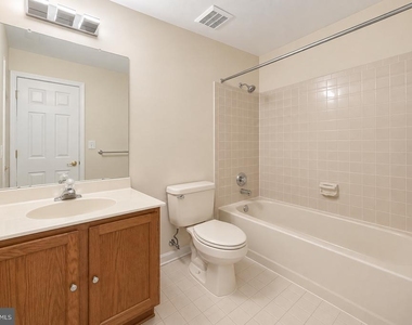 382 Andover Place - Photo Thumbnail 11