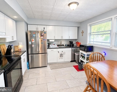 506 Green Valley Road - Photo Thumbnail 3