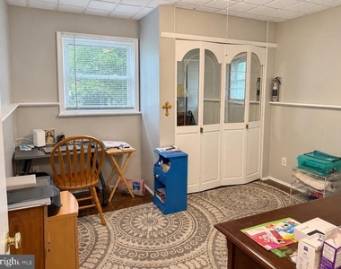 506 Green Valley Road - Photo Thumbnail 8