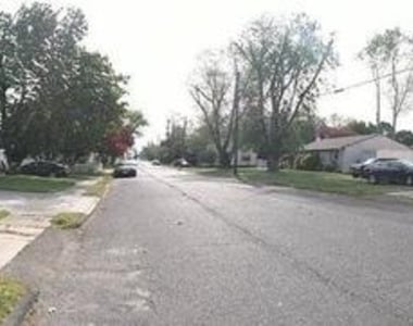 320 E High Street - Photo Thumbnail 41