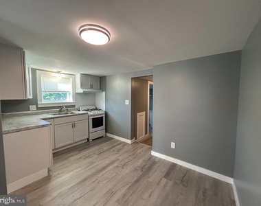 13 Repauno Avenue S - Photo Thumbnail 6