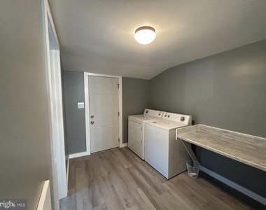 13 Repauno Avenue S - Photo Thumbnail 8