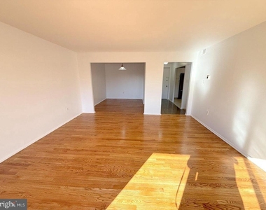 606 Cooper Landing Road - Photo Thumbnail 5