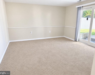 126 Knollwood Drive - Photo Thumbnail 9