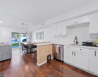 48 High Meadows Drive - Photo Thumbnail 13