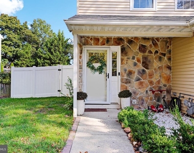 48 High Meadows Drive - Photo Thumbnail 1