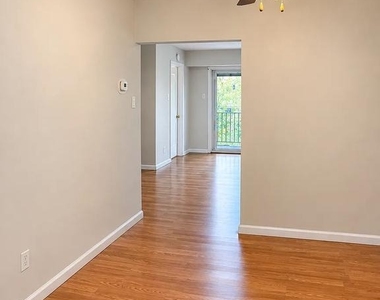 1294 Cooper Street - Photo Thumbnail 5