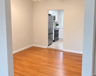 1294 Cooper Street - Photo Thumbnail 4