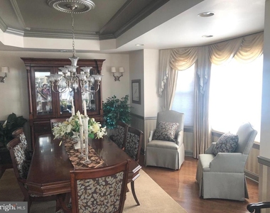 304 Crescent Drive - Photo Thumbnail 11