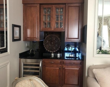 304 Crescent Drive - Photo Thumbnail 10