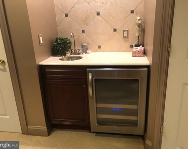 304 Crescent Drive - Photo Thumbnail 46