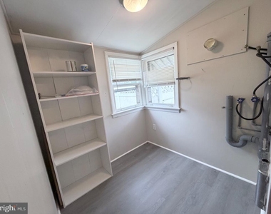232 W Union Street - Photo Thumbnail 18
