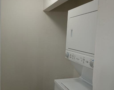 2001 Ralston Drive - Photo Thumbnail 7