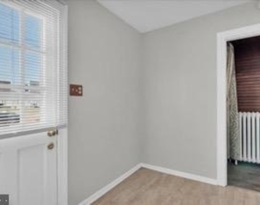 34 W Broad Street - Photo Thumbnail 8