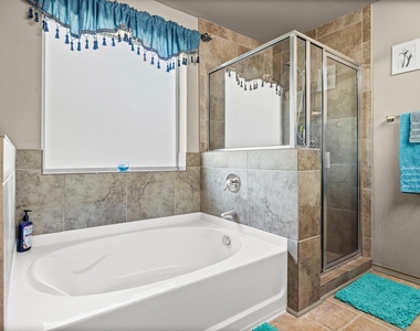 1315 Lantana Ct - Photo Thumbnail 24