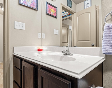 1315 Lantana Ct - Photo Thumbnail 31