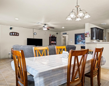 1315 Lantana Ct - Photo Thumbnail 11