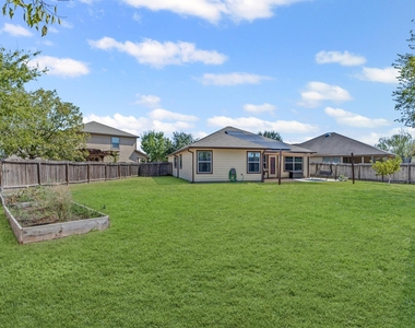 1315 Lantana Ct - Photo Thumbnail 35